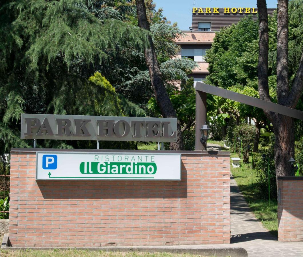 Park Hotel Castel San Pietro Terme Exteriör bild